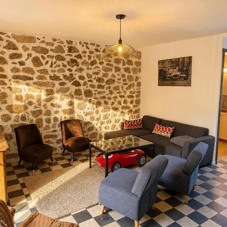 L'art Des Cles - Maison De Caractere, Piscine, Sud Ardeche بيت للعطل