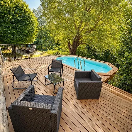 Hébergement de vacances Maison De Caractère, Piscine, Sud Ardèche